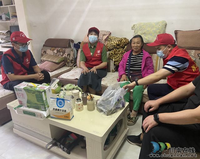龙马潭区鱼塘街道云华山社区：浓情端午节  爱暖残疾人