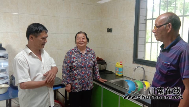 58DE150BCD702F93C391D84475F121DE.jpg