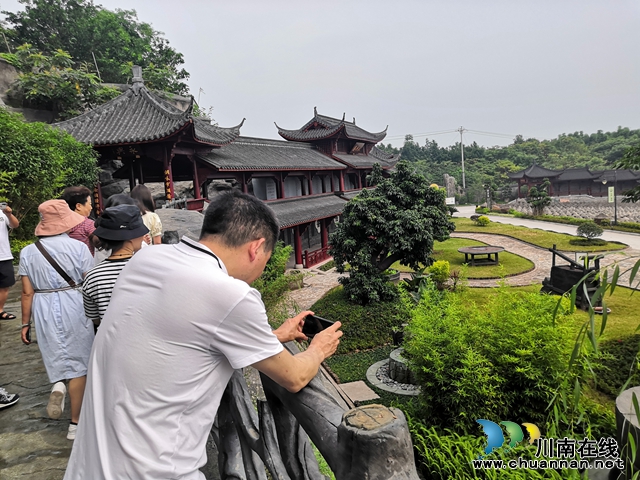 微信图片_20220623124253_副本.jpg