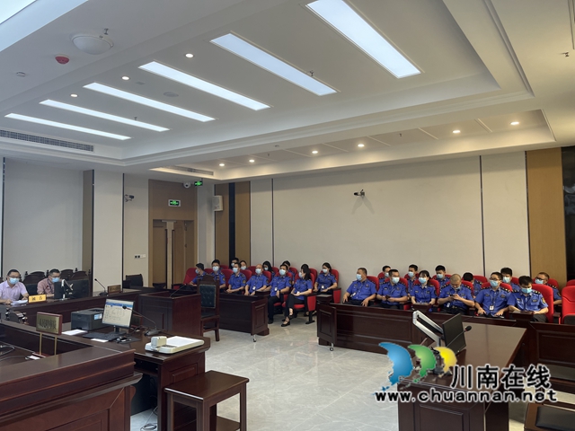 观摩庭审，以案释法！泸县综合行政执法局开展旁听法庭庭审活动