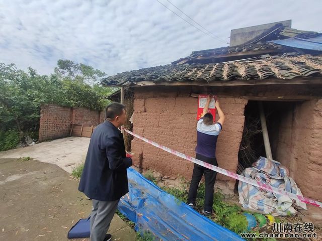 鱼塘街道开展自建房安全隐患排查“百日行动”
