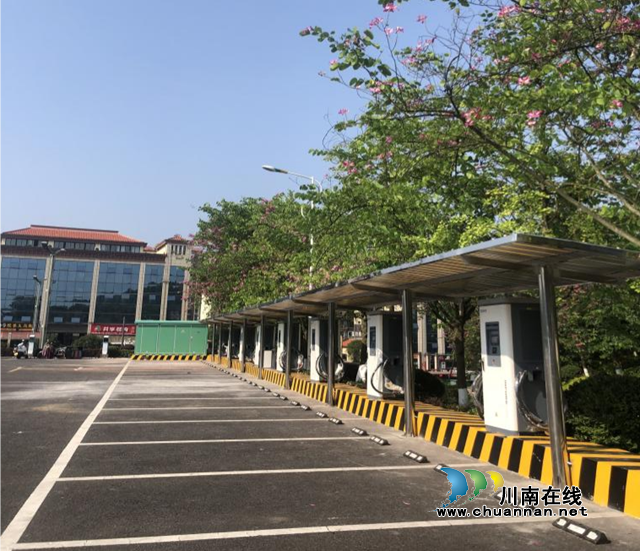 江阳区张坝景区有电动汽车公用充电桩啦！