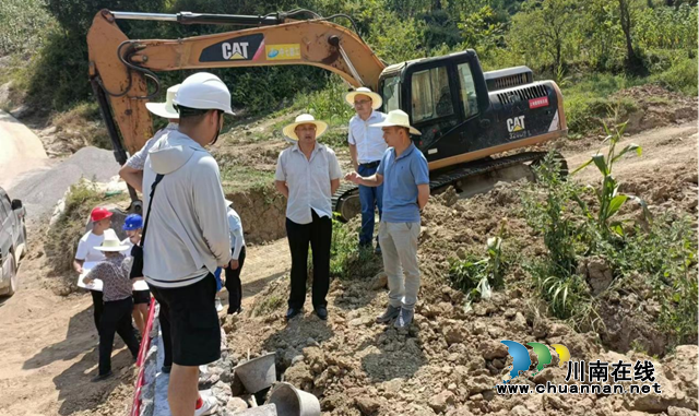省政府派驻泸州市自然资源督察组到古蔺县督察土地整治项目实施情况