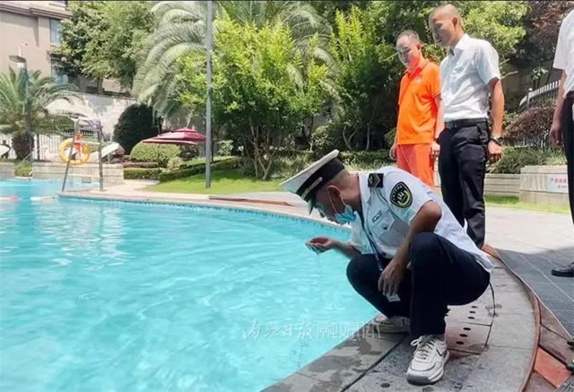内江各大游泳场馆的水干不干净?全覆盖检查来了!(图2) 2.jpg