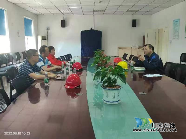 泸州市市场检验检测中心:战高温斗酷暑,安全防范不放松(图3) 心3.png