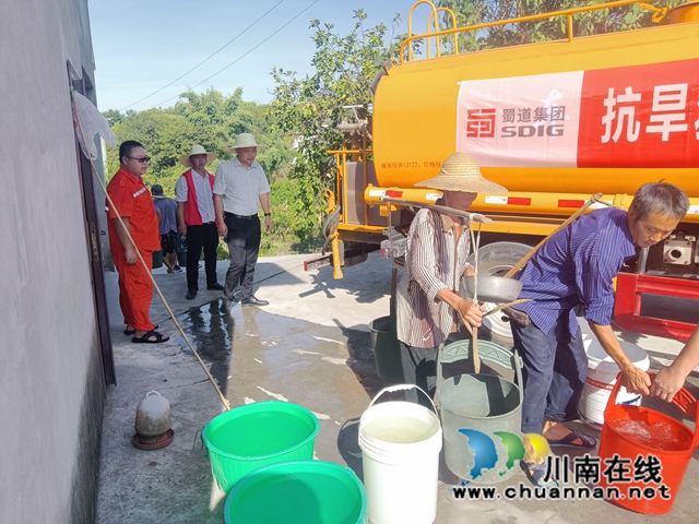 泸县云龙镇：党建引领助抗旱，送水上门解民忧