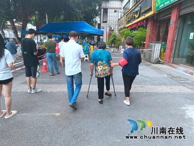 龙马潭区小市街道人大代表：一线防控守护家园，助力全民核酸检测