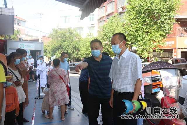 曾一洴到泸县百和镇督导当前重点工作