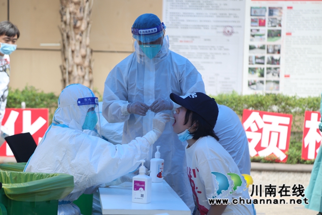 江阳区华阳街道：党员夫妻齐上阵，战疫路上携手行