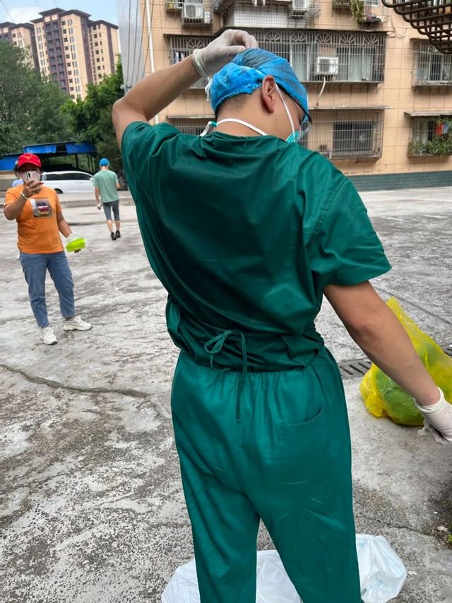 来自泸州市人医医生的【蓝田抗疫记】——“很苦、很累,但要高质量完成!”(图5) nEO_IMG_5.jpg