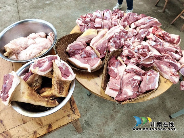 泸县：乡贤不忘乡土恩，重阳慰问敬老情