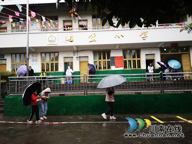叙永枧槽：乡贤人士林凤权坚持为疫情检测人员免费提供餐饭