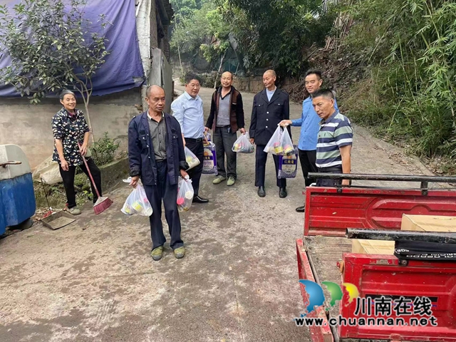 龙马潭区鱼塘街道：重阳乡贤礼，殷殷桑梓情