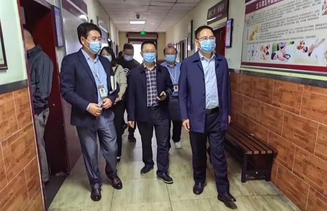 泸州市卫健委调研龙马潭区中医医院全国基层中医药工作示范区创建工作(图3) 3.jpg