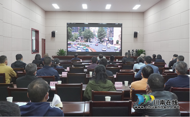 泸州市自然资源和规划局组织观看《家道》《贪欲之殇》警示教育片