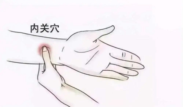 【突发】又一人猝死,身体发出这些信号,要警惕!(图7) 7.jpg
