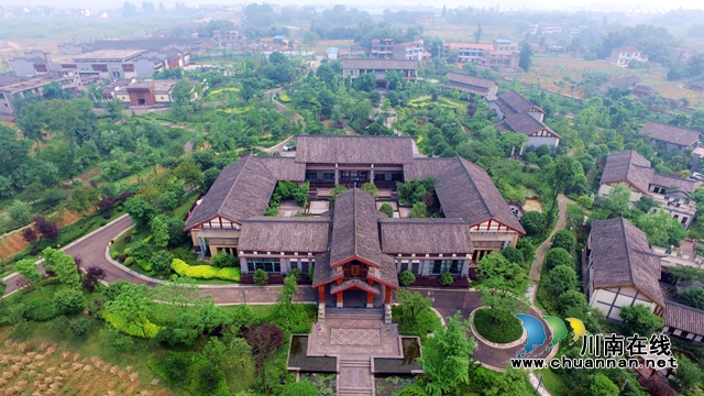 龙洄酒庄.jpg