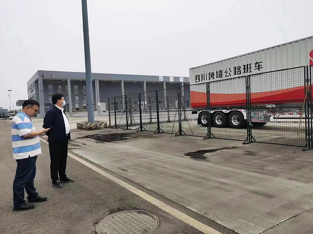 泸州市口岸物流办党组书记、主任李智带队赴成都交流对接国际物流通道建设工作