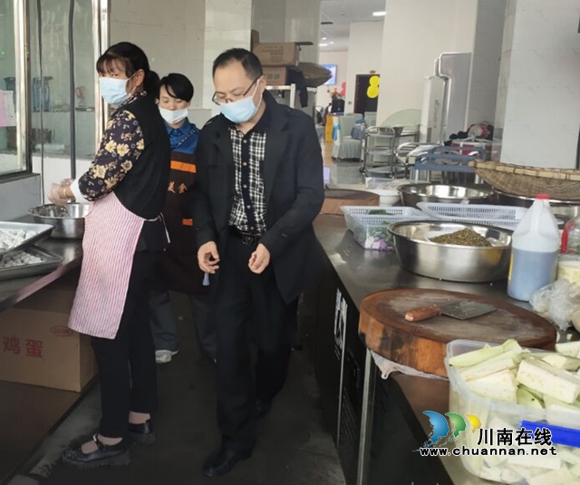泸县云龙镇开展餐饮单位食品安全检查