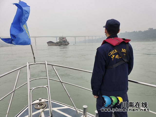 纳溪：“海事蓝”化作“志愿红”，倾心服务践初心润民心
