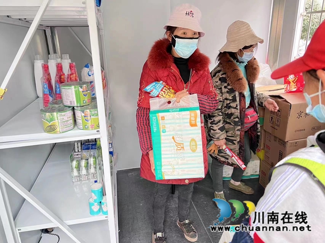 泸县:垃圾分类齐参与,积分兑换享实惠(图4) 微信图片_20221212094128.jpg