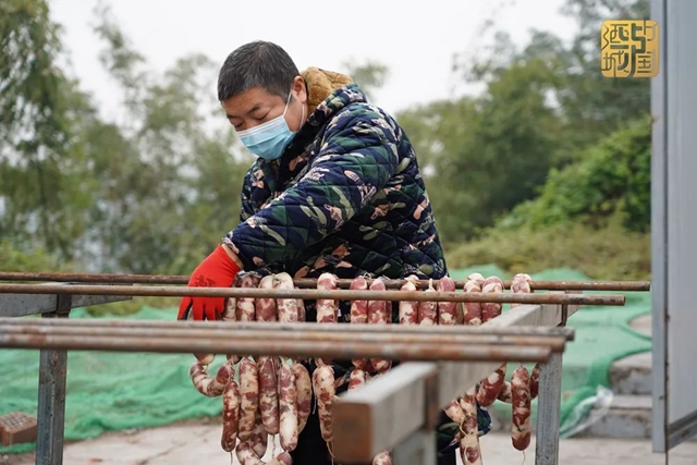 下月就过年,腊肉香肠都做好了吗?泸州城区这些地方可帮你熏(图1) 1.jpg