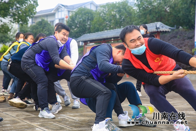 同心协力-红星队.jpg