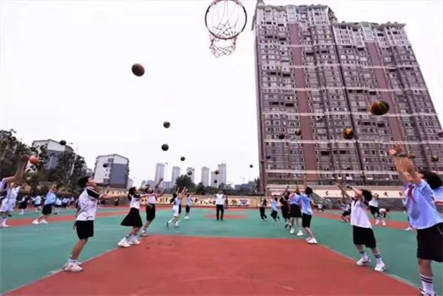 “泸”力开新篇 | 紧握改革的舵盘 为教育高质量发展注入创新活力