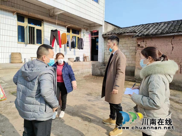 泸县海潮镇：政策宣传进农家，医保服务零距离
