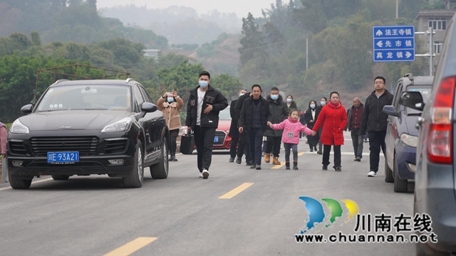 ed543056f07444cca0dcc152ab15781b_noop.jpg