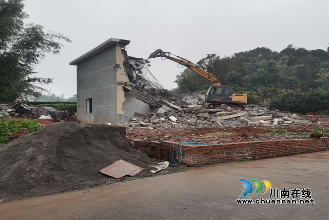 叙永县坚决打击和遏制农村乱占耕地建房行为