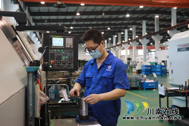 川南航天能源科技有限公司技术车间.JPG