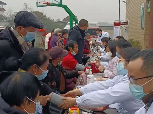 龙马潭区中医医院:送中医药到村社,真情服务暖新春(图4) 4.jpg