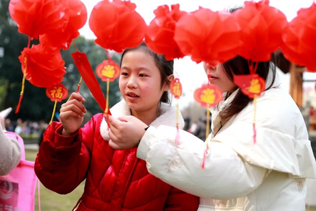 潮玩民俗丨纳溪区新春游园活动精彩纷呈(图3) 3.jpg