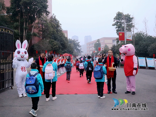 发奶糖+(1).JPG