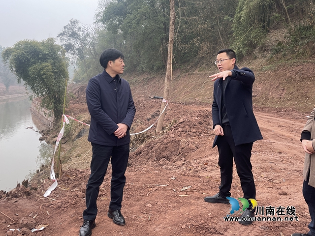 朱大清到泸县百和镇督导大陆溪水质达标攻坚工作