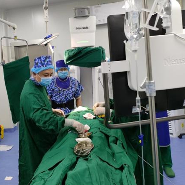 合江县中医医院:零突破!3例心脏人工永久双腔起搏器植入术成功开展(图2) 2.jpg