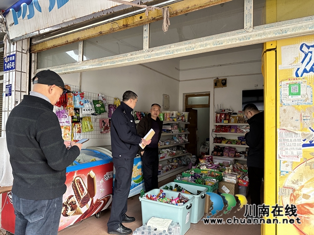 江阳区华阳街道瓦窑坝社区：开学伊始，安全护航