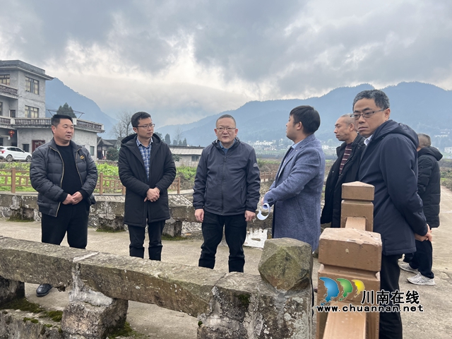 唐杰带队到古蔺县大寨苗族乡调研河道治理保护工作