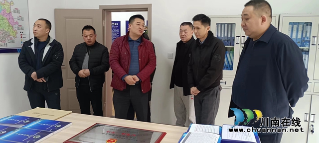 成都市青白江区到泸县云龙镇交流学习禁毒工作