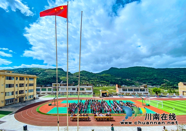 叙永县：宣讲红色故事，促进红色教育