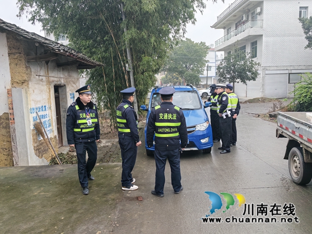 泸县百和镇开展道路交通“五统一、五联动”联合执法行动