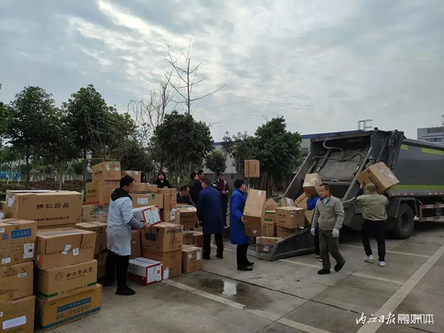 决不让它们流入市场!内江集中销毁3200公斤、20万只(图1) 1.jpg
