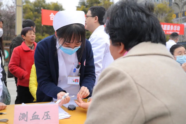 合江:超大阵容!义诊活动进社区,弘扬雷锋精神!(图16) 16.jpg