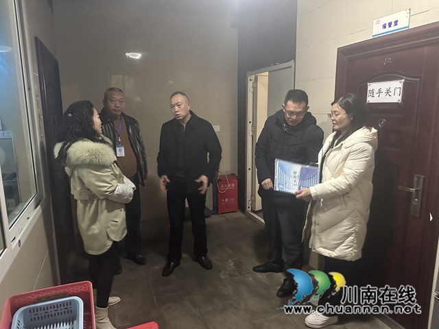 龙马潭区鱼塘街道：筑牢校园“舌尖上的安全”防线，区人大代表调研指导食品安全工作
