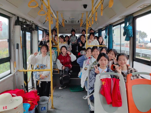 彩9.jpg