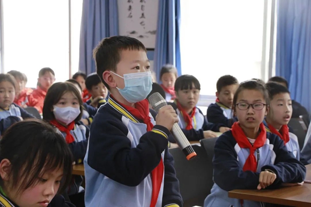 泸法麒麟·校园行 | 播撒法治种子 照亮成长之路(图9) 9.jpg