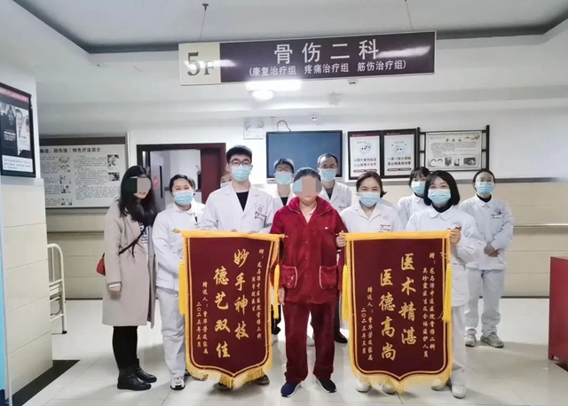 华2.jpg
