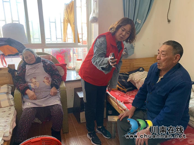 江阳区华阳街道龙腾社区推进“五社联动” 关爱“一小一老”主题宣传活动