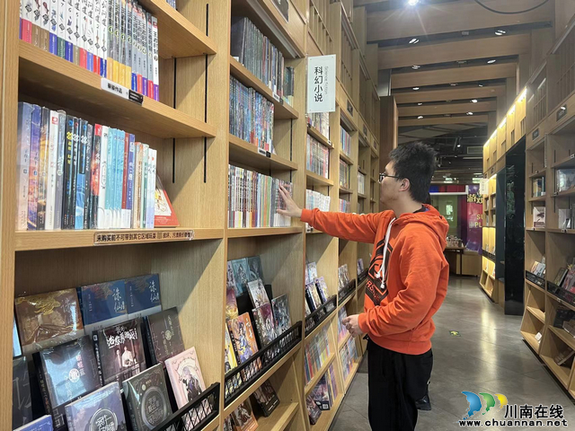 玉蟾街道开展文化娱乐场所专项检查行动